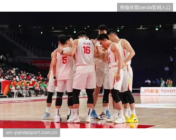 中国男篮首战大胜哈萨克斯坦：从“新生”到“强队”的激情开端